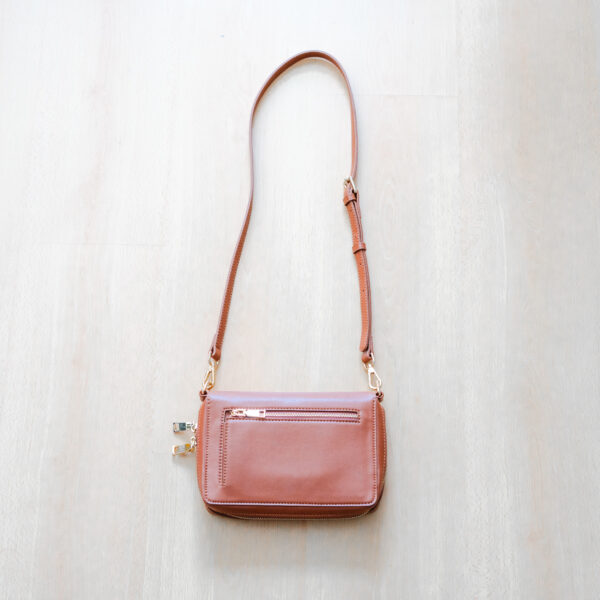 Book Cover Bag M - Image 2