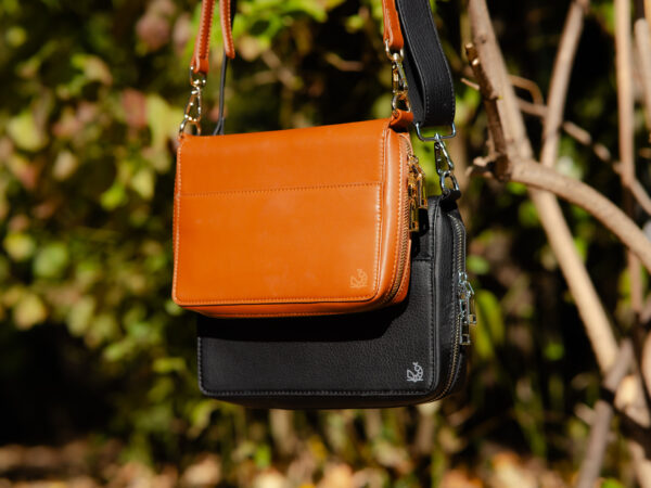 Book Cover Bag L - Image 14