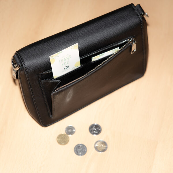 Book Cover Bag L - Image 5