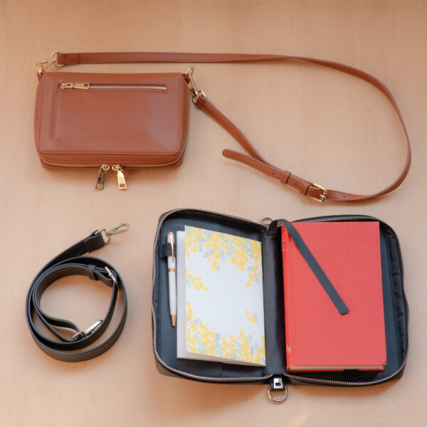 Book Cover Bag L - Image 12